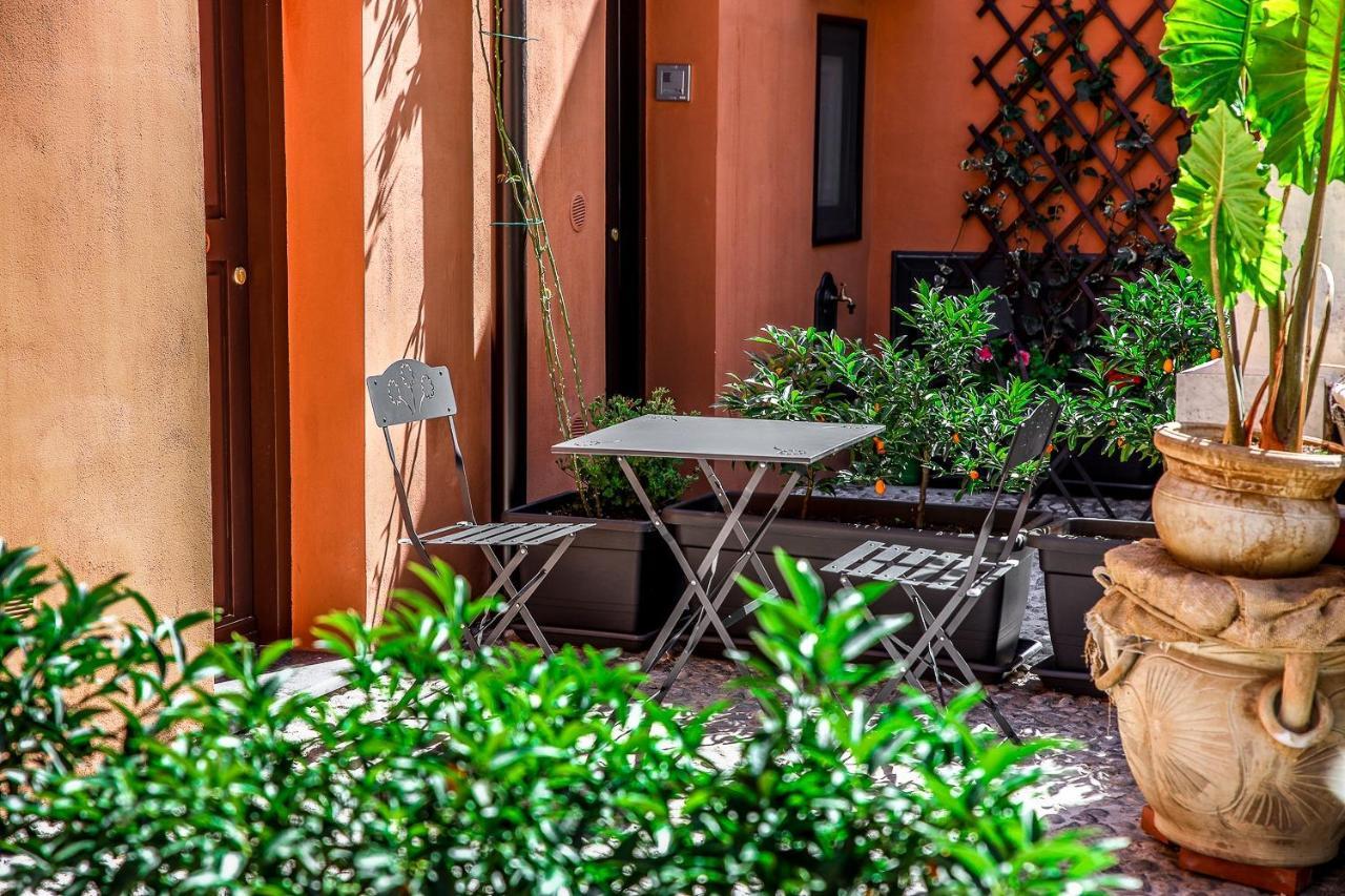 Le Casette Palazzo Ajutamicristo X Palermo Exterior foto